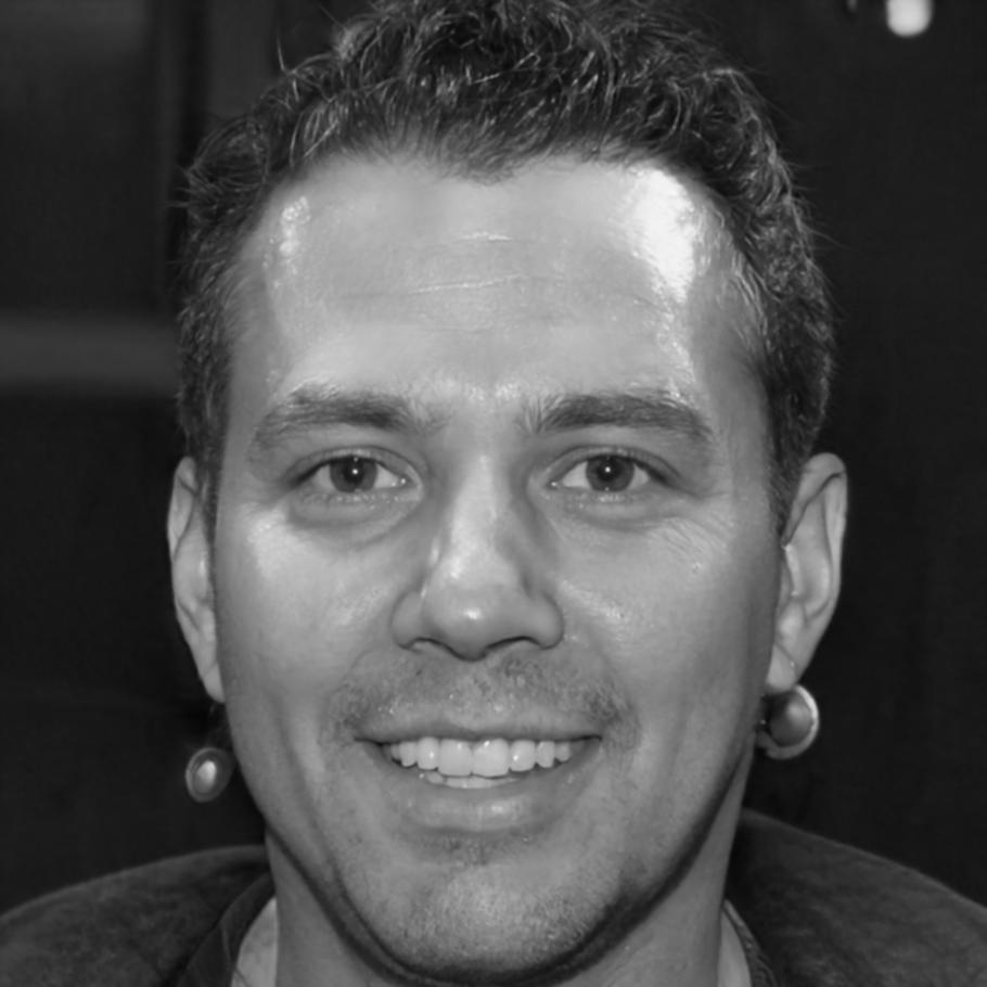 Портрет Дениса Куликова